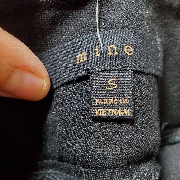 Mine Black Ponte Knit Leggings Sailor Style Buttons Size Small NWT - Picture 4 of 7